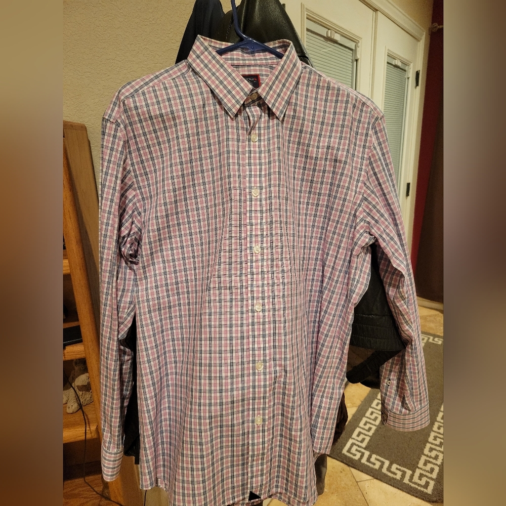 UNTUCKit Men's Large Button Up Shirt